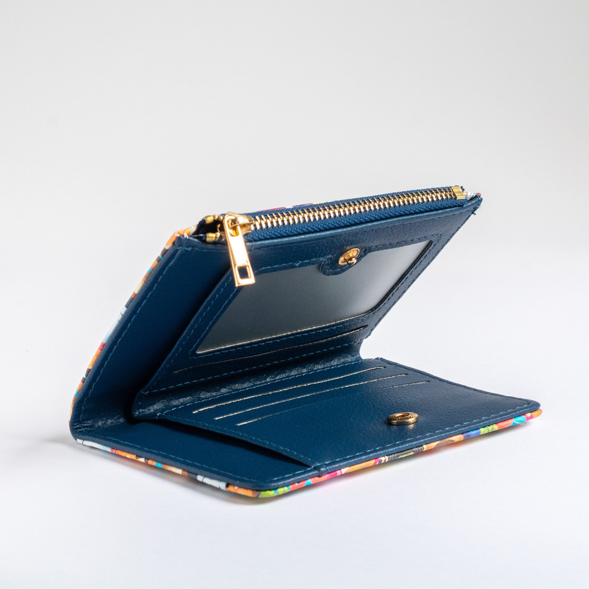 Cattastic Friends Wallet (PU) Rebajas