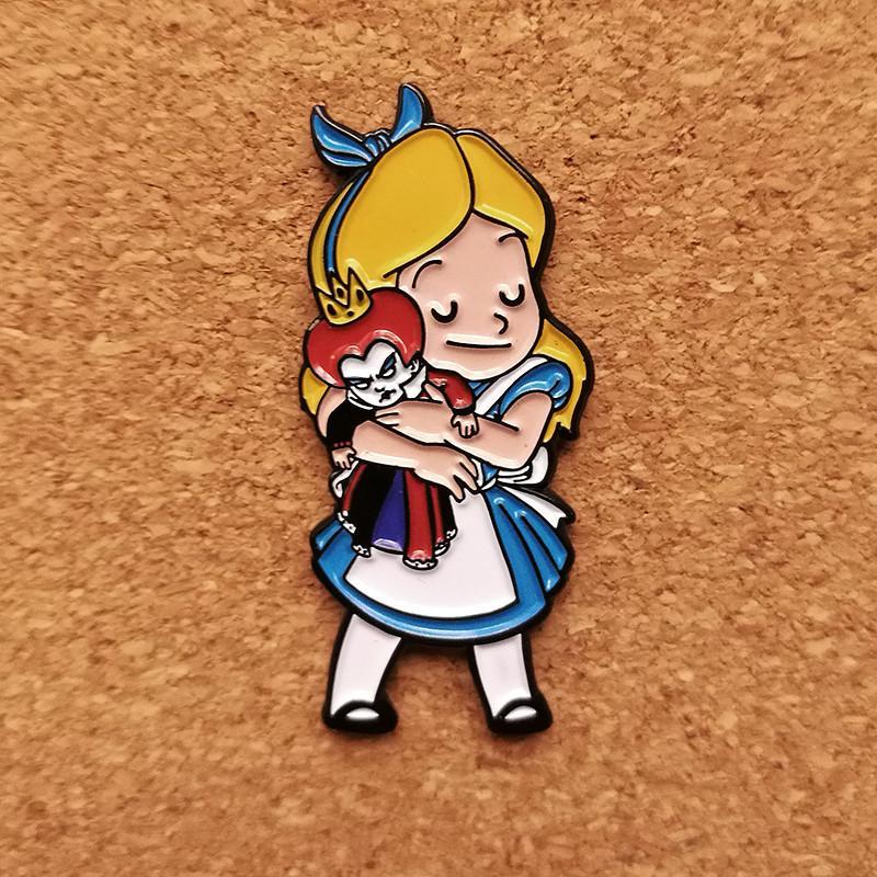 Alice Pin - DesignPlace