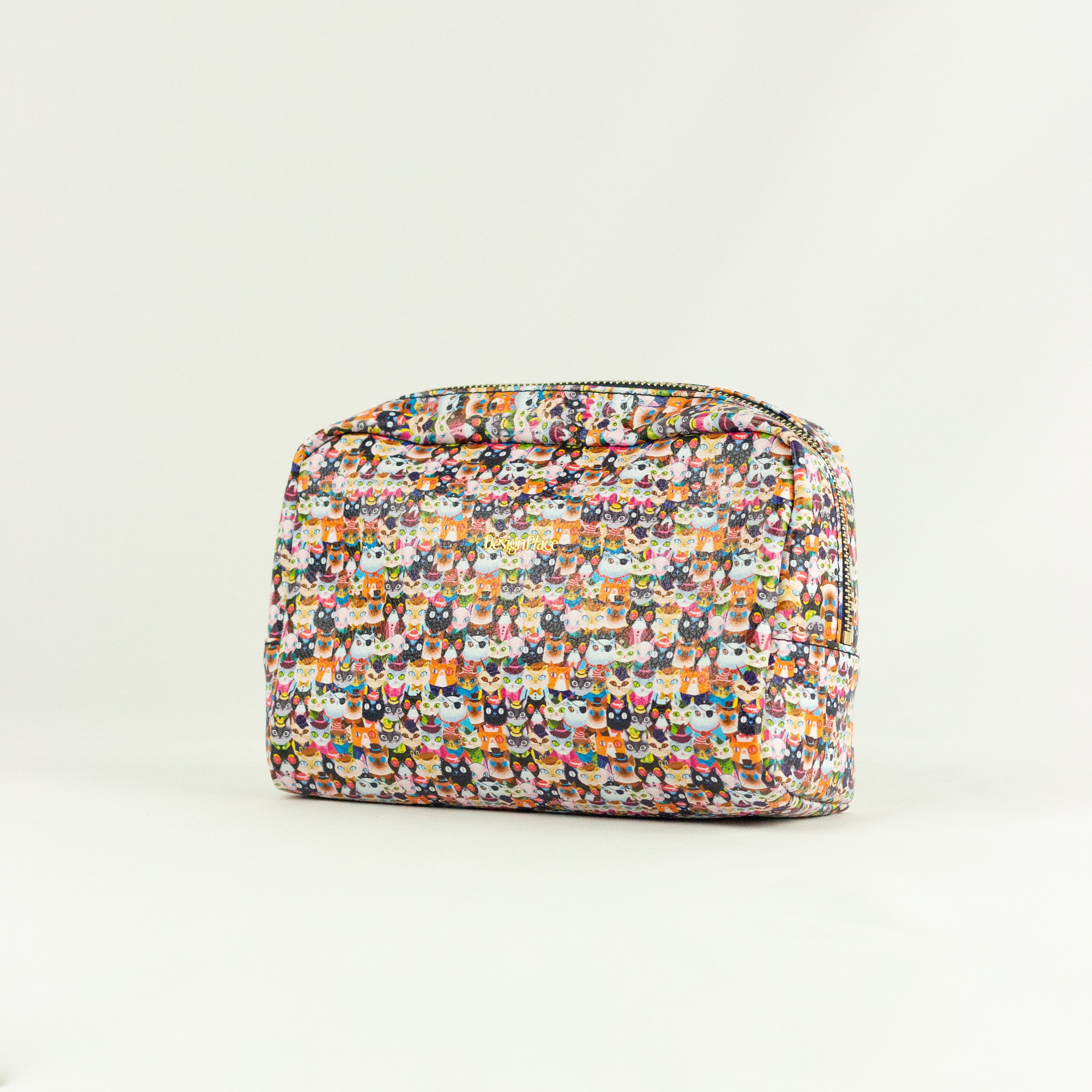 Cattastic Friends Big Make-up Bag