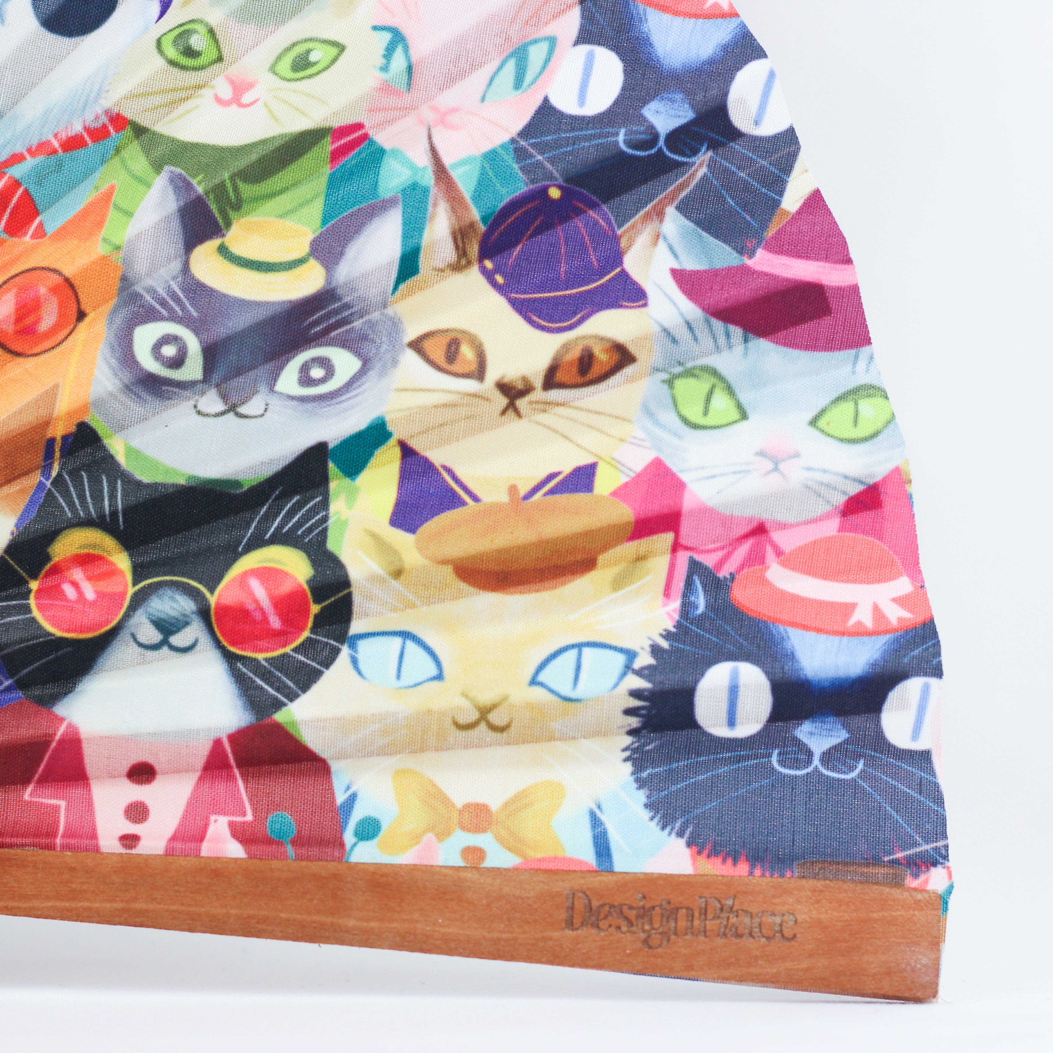 Cattastic Friends Abanico