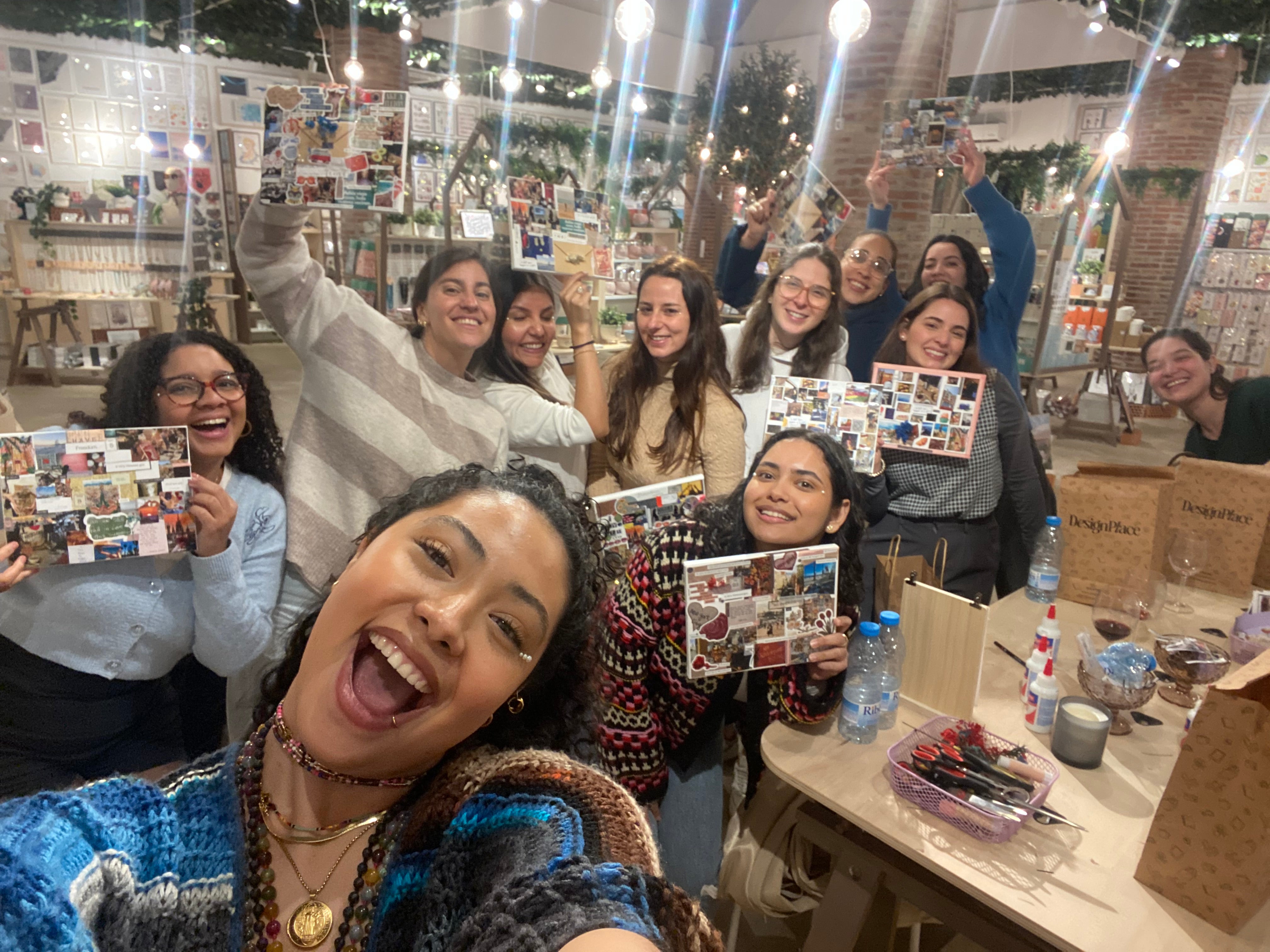 Taller “Say cheese! Then Sip & Create“