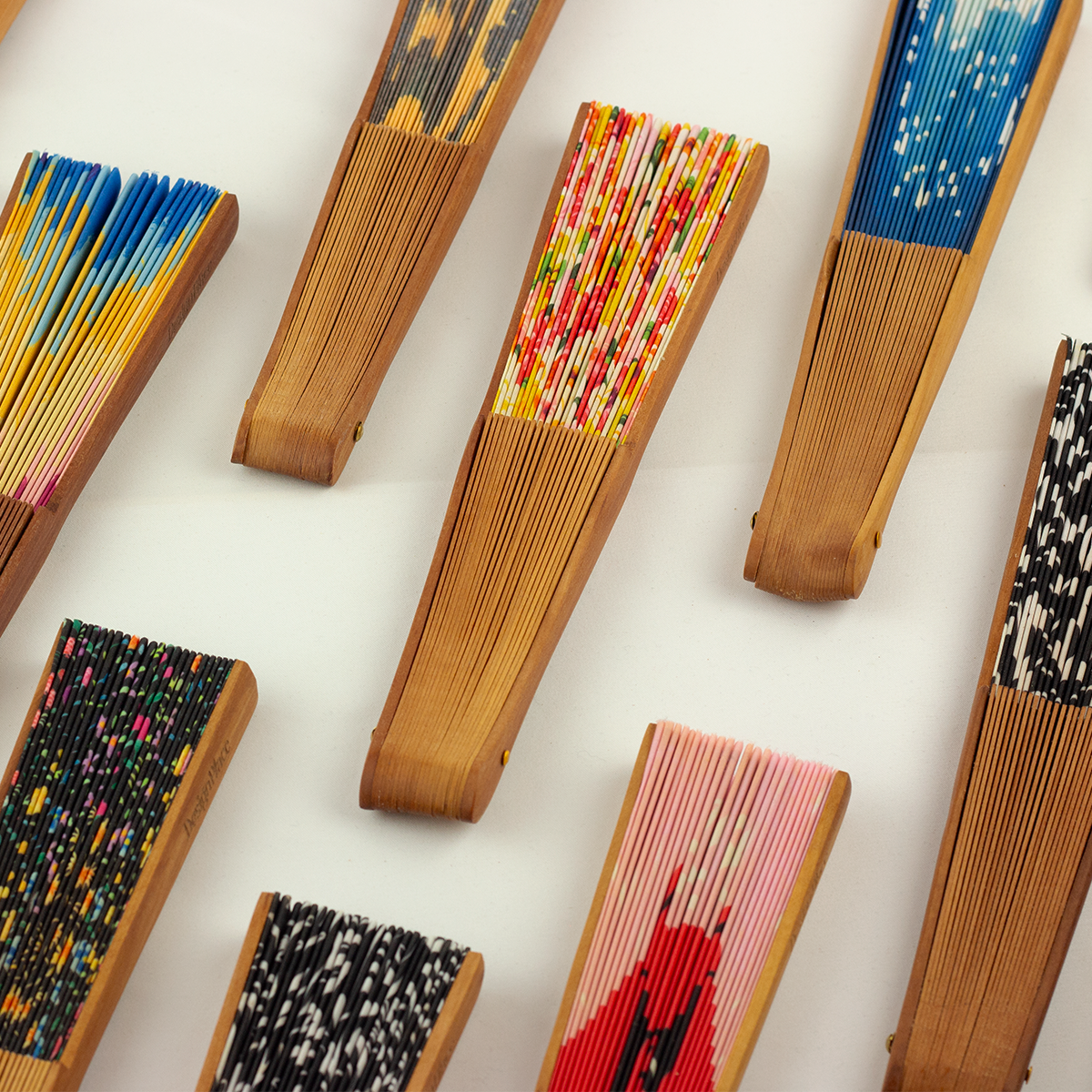 Flower City Pattern Abanico