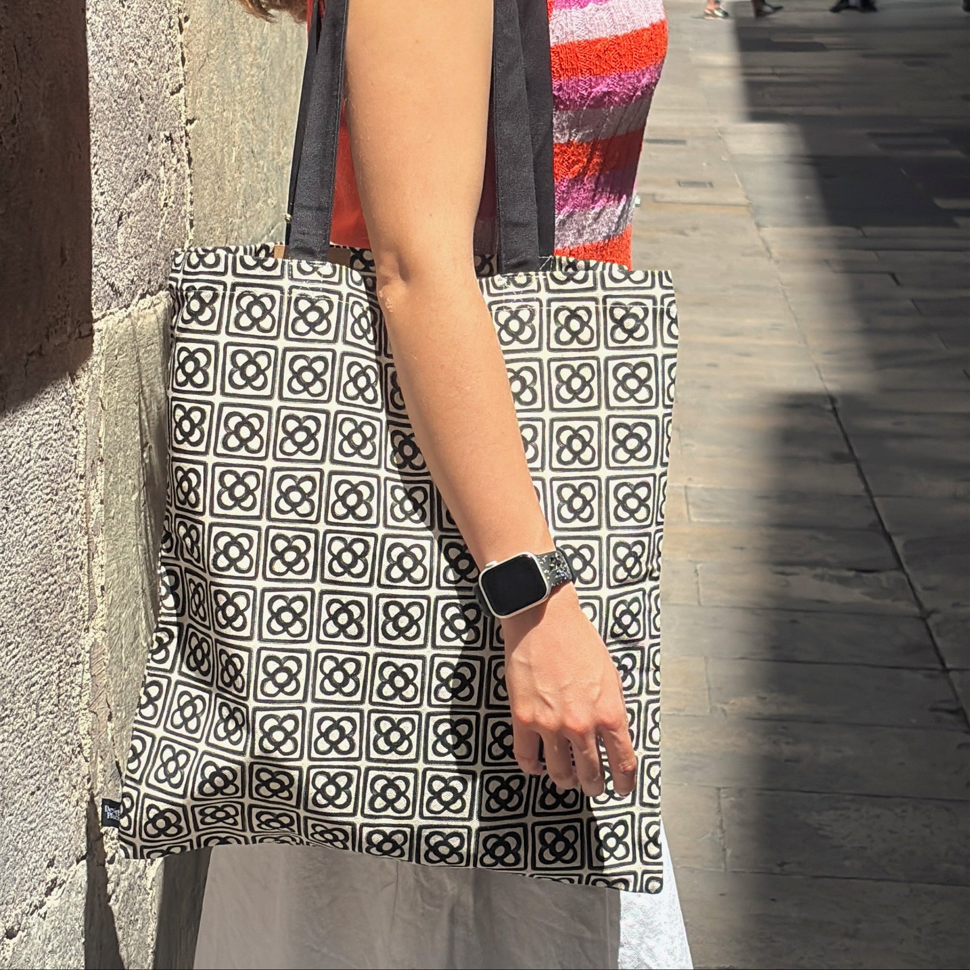 Panot Sketch Tote Bag
