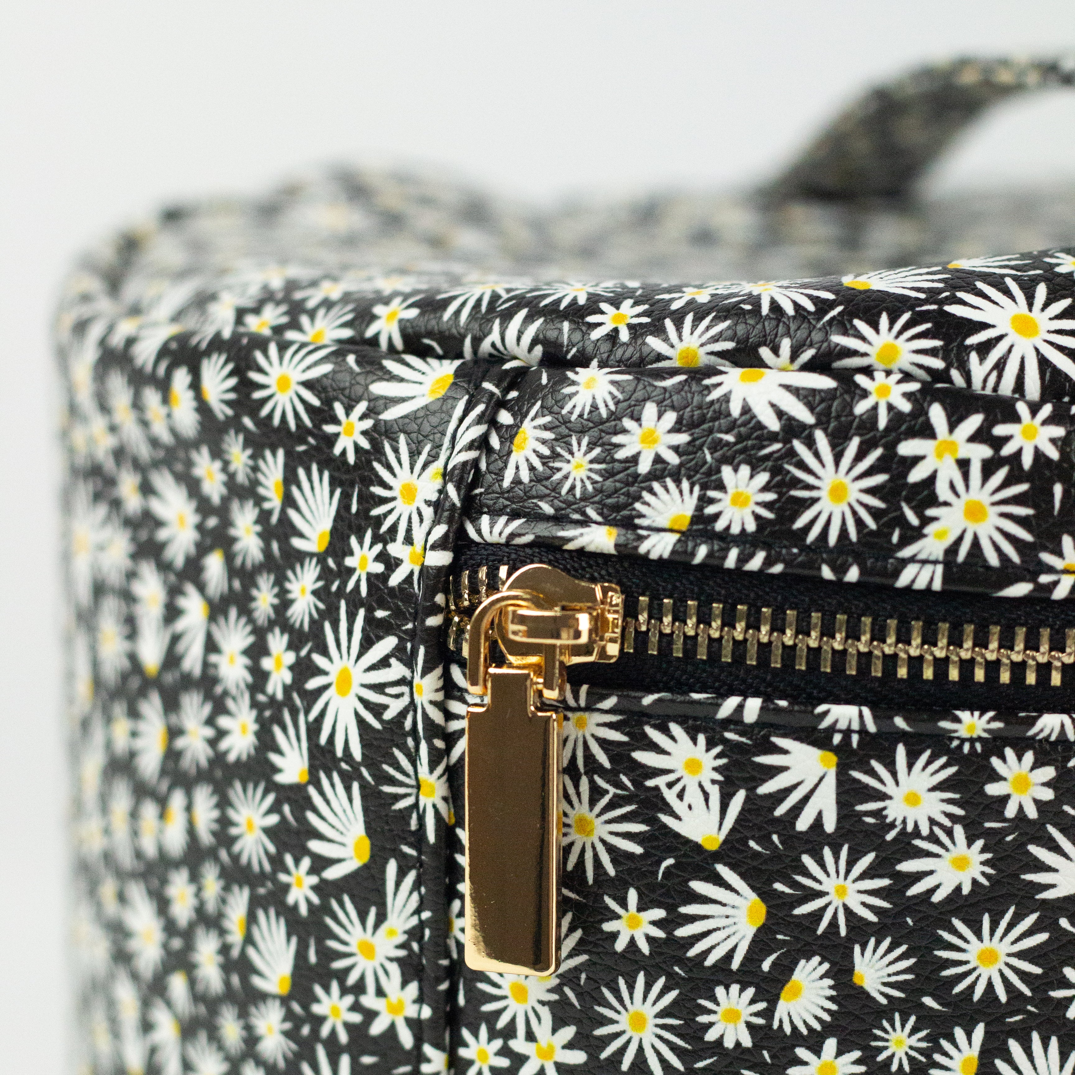 Night Daisies Big Cosmetics Bag