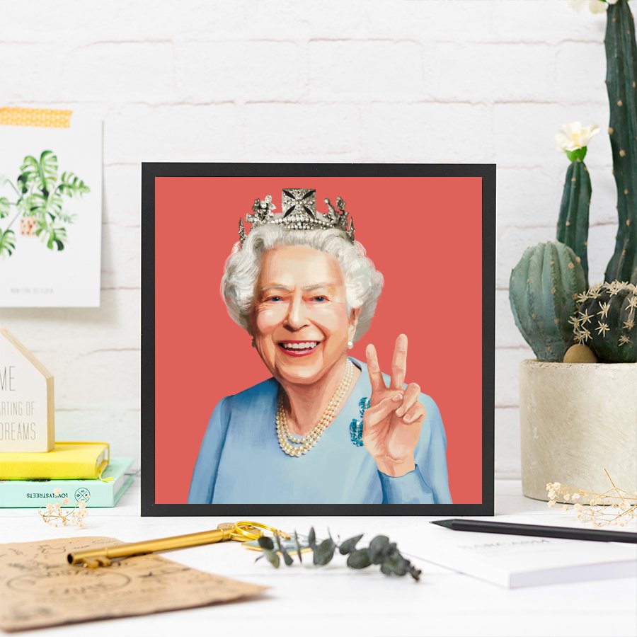 Queen Elizabeth Peace Art Print - DesignPlace