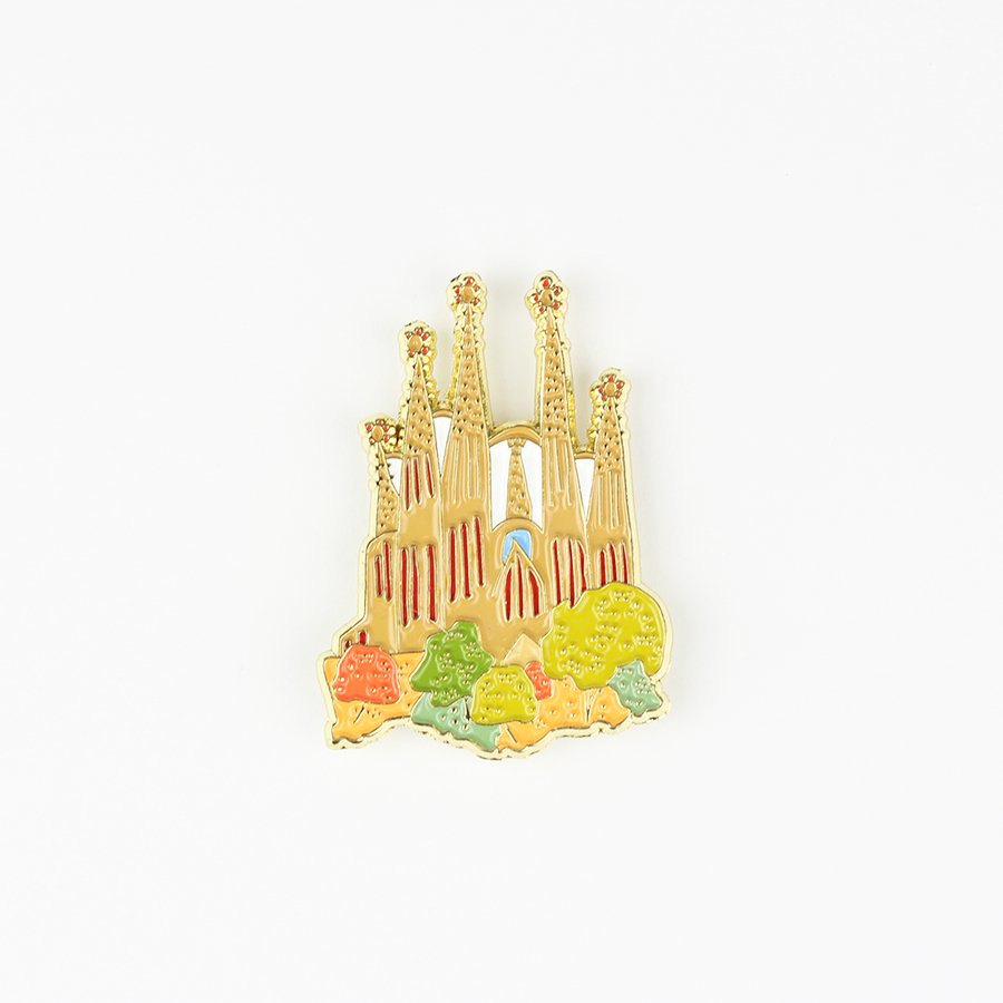 Sagrada Familia Pin - DesignPlace